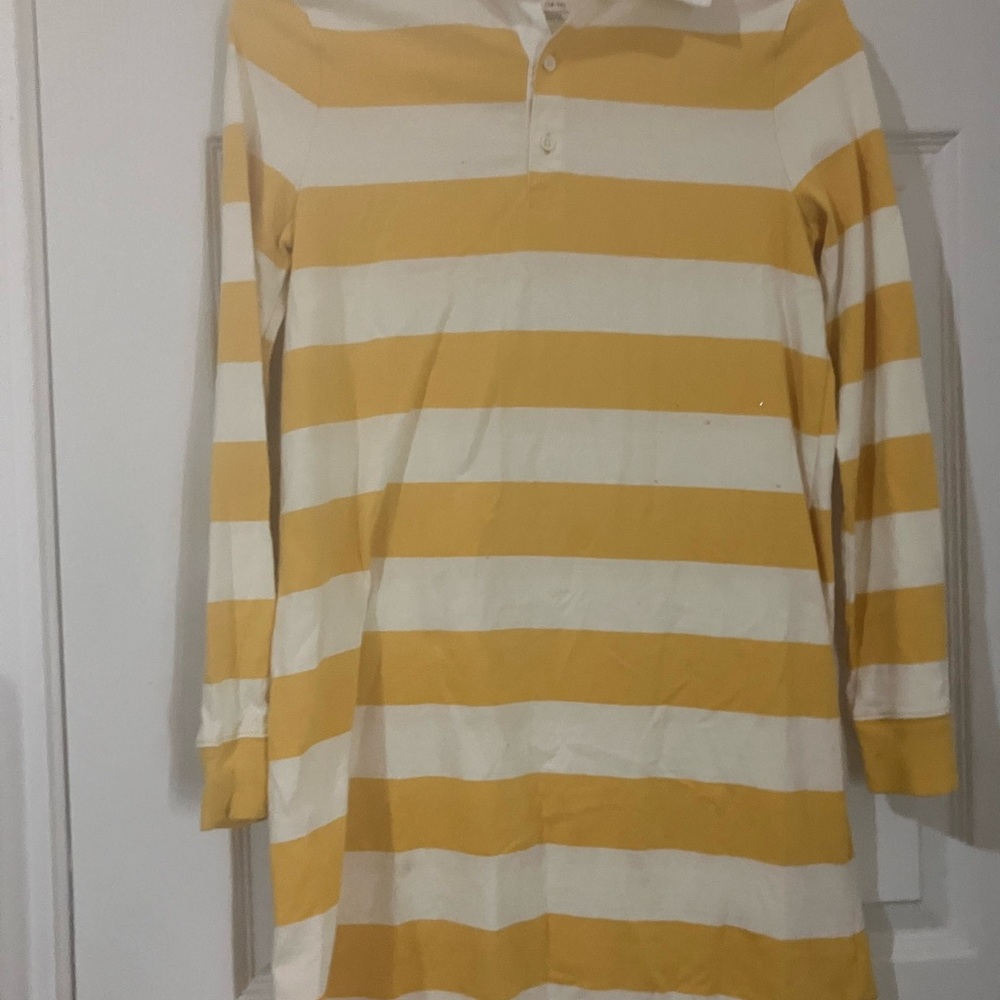 Yellow dress